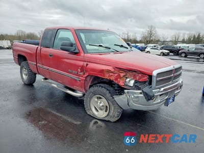 Czwarte zdjęcie samochodu z boku: 1998 DODGE RAM 1500 VIN:3B7HF13Z6WG221401 - miniatura