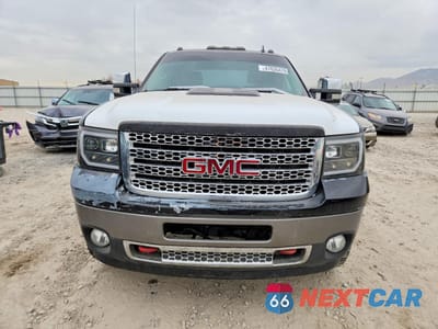 Piąte zdjęcie samochodu w środku: 2010 GMC SIERRA K2500 HEAVY DUTY VIN:1GT4KZB67AF112780 - miniatura