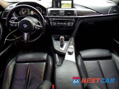 Zdjęcie 8 z 12 samochodu: 2018 BMW 330 XI VIN:WBA8D9C59JA614282 - miniatura