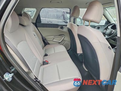 Zdjęcie 10 z 11 samochodu: 2025 KIA SOUL LX VIN:KNDJ23AU0S7950743 - miniatura