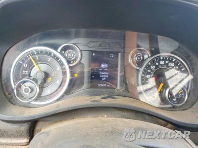 Zdjęcie 9 z 13 samochodu: 2020 RAM 3500 VIN:3C7WRTCL6LG199825 - miniatura
