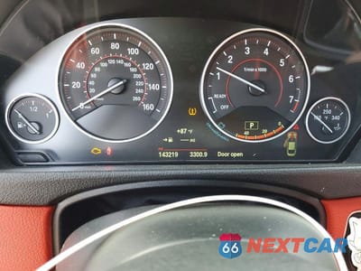 Zdjęcie 9 z 12 samochodu: 2015 BMW 435 I VIN:WBA3R1C57FK193774 - miniatura