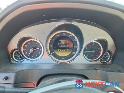 Zdjęcie 9 z 11 samochodu: 2012 MERCEDES-BENZ E 550 VIN:WDDKJ7DB3CF177143 - miniatura