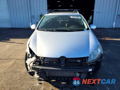 Piąte zdjęcie samochodu w środku: 2010 VOLKSWAGEN JETTA TDI VIN:3VWTL7AJ8AM633345 - miniatura