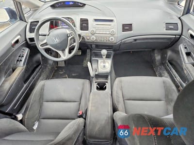 Zdjęcie 8 z 13 samochodu: 2010 HONDA CIVIC VIN:2HGFA1F69AH573437 - miniatura