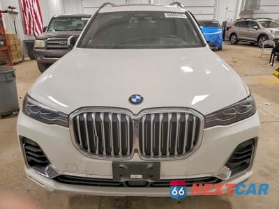 Piąte zdjęcie samochodu w środku: 2022 BMW X7 XDRIVE40I VIN:5UXCW2C04N9J30464 - miniatura