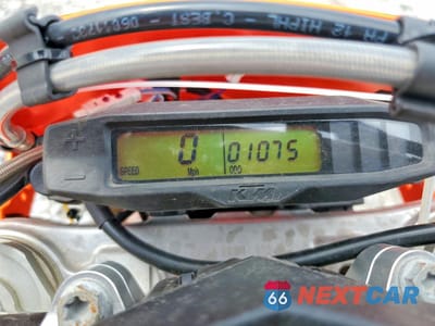 Zdjęcie 7 z 10 samochodu: 2023 KTM 300 XC-W TPI VIN:VBKXWM239PM378007 - miniatura