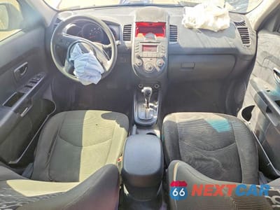 Zdjęcie 8 z 11 samochodu: 2010 KIA SOUL + VIN:KNDJT2A20A7038781 - miniatura