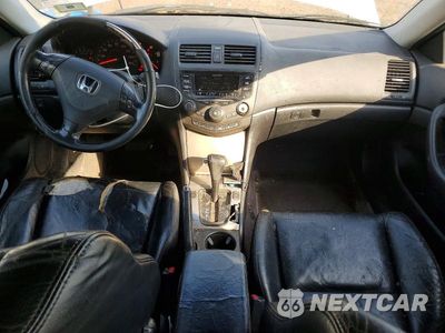 Zdjęcie 8 z 13 samochodu: 2005 HONDA ACCORD EX VIN:1HGCM82695A007890 - miniatura