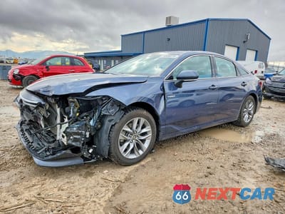 2020 TOYOTA AVALON HYBRID XLE 4T1J21FB1LU017220 - główne zdjęcie licytacji z USA - miniatura