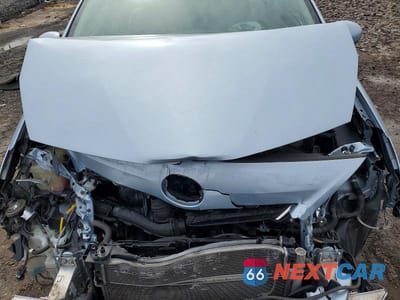 Zdjęcie 11 z 13 samochodu: 2013 TOYOTA PRIUS V THREE VIN:JTDZN3EU3D3261696 - miniatura
