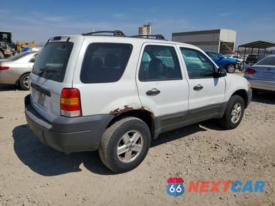 Trzecie zdjęcie samochodu z tyłu: 2006 FORD ESCAPE XLS VIN:1FMYU02ZX6KA98904 - miniatura