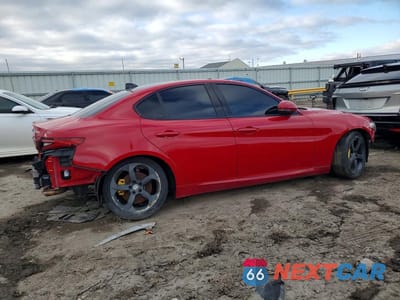 Trzecie zdjęcie samochodu z tyłu: 2017 ALFA ROMEO GIULIA VIN:ZARFAEBN2H7542433 - miniatura