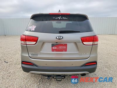 Zdjęcie 6 z 12 samochodu: 2017 KIA SORENTO EX V6 VIN:5XYPH4A5XHG330159 - miniatura