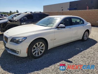 2013 BMW 740 LI WBAYE4C57DDW22626 - główne zdjęcie licytacji z USA - miniatura
