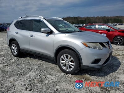 Czwarte zdjęcie samochodu z boku: 2015 NISSAN ROGUE SV VIN:KNMAT2MV3FP559023 - miniatura