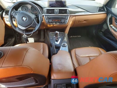 Zdjęcie 8 z 12 samochodu: 2013 BMW 328 XI VIN:WBA3B3C58DF535657 - miniatura