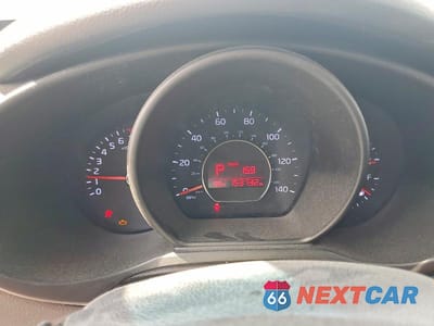 Zdjęcie 9 z 11 samochodu: 2018 KIA SOUL + VIN:KNDJP3A54J7611427 - miniatura