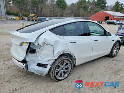 Trzecie zdjęcie samochodu z tyłu: 2023 TESLA MODEL Y VIN:7SAYGAEE2PF848517 - miniatura
