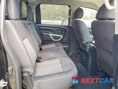 Zdjęcie 10 z 12 samochodu: 2023 NISSAN TITAN XD SV VIN:1N6AA1FB9PN106084 - miniatura