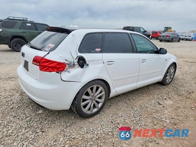 Trzecie zdjęcie samochodu z tyłu: 2011 AUDI A3 PREMIUM VIN:WAUBJBFM5BA057042 - miniatura