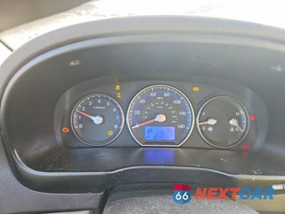 Zdjęcie 9 z 12 samochodu: 2011 HYUNDAI SANTA FE GLS VIN:5XYZGDAG6BG078849 - miniatura