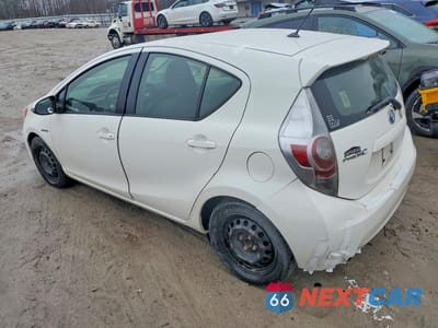 Drugie zdjęcie samochodu z przodu: 2013 TOYOTA PRIUS C TWO VIN:JTDKDTB34D1532552 - miniatura