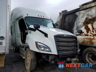 2019 FREIGHTLINER CASCADIA 126 SEMI TRUCK 3AKJHHDR7KSKR9361 - główne zdjęcie licytacji z USA - miniatura