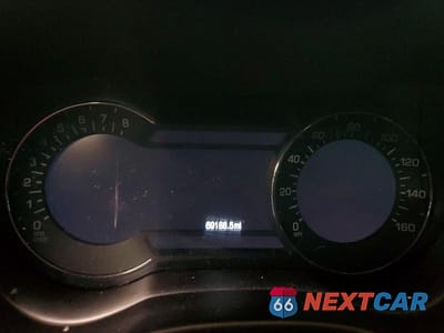 Zdjęcie 9 z 12 samochodu: 2019 LINCOLN MKC RESERVE VIN:5LMCJ3D98KUL50601 - miniatura