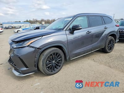 2023 TOYOTA HIGHLANDER XSE 5TDKDRBH5PS004637 - główne zdjęcie licytacji z USA - miniatura