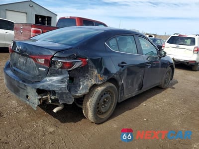Trzecie zdjęcie samochodu z tyłu: 2016 MAZDA 3 TOURING VIN:3MZBM1V77GM269481 - miniatura