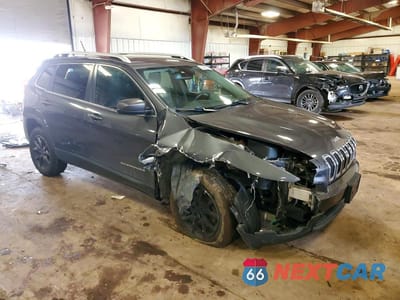 Czwarte zdjęcie samochodu z boku: 2015 JEEP CHEROKEE LATITUDE VIN:1C4PJLCS3FW711496 - miniatura
