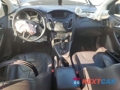 Zdjęcie 8 z 12 samochodu: 2015 FORD FOCUS SE VIN:1FADP3K22FL255422 - miniatura