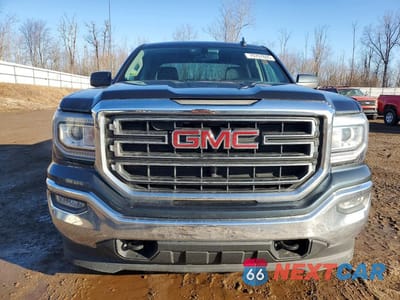 Piąte zdjęcie samochodu w środku: 2019 GMC SIERRA LIMITED K1500 SLE VIN:2GTV2MEC0K1187872 - miniatura