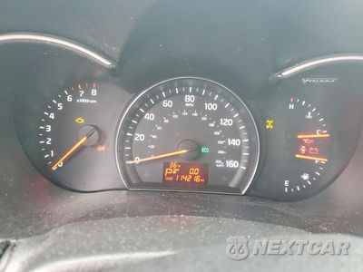 Zdjęcie 9 z 13 samochodu: 2015 KIA SORENTO LX VIN:5XYKTCA68FG608873 - miniatura
