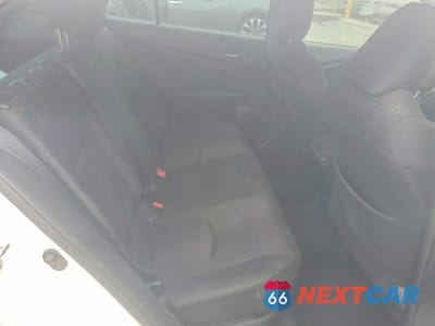 Zdjęcie 10 z 12 samochodu: 2018 TOYOTA PRIUS TWO VIN:JTDKBRFU6J3062617 - miniatura