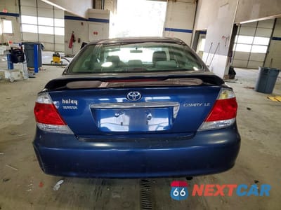 Zdjęcie 6 z 11 samochodu: 2005 TOYOTA CAMRY LE VIN:4T1BE30K25U032389 - miniatura