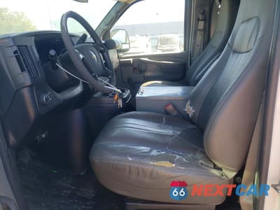 Zdjęcie 7 z 12 samochodu: 2012 CHEVROLET EXPRESS 2500 UTILITY / SERVICE VAN VIN:1GCWGFCB3C1107824 - miniatura