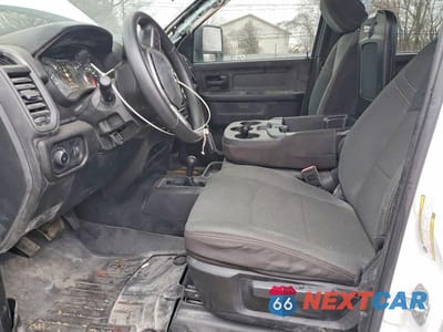 Zdjęcie 7 z 12 samochodu: 2023 RAM 2500 VIN:3C6UR5CJ5PG614130 - miniatura