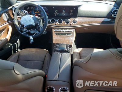 Zdjęcie 8 z 11 samochodu: 2022 MERCEDES-BENZ E 450 4MATIC VIN:W1KZF5KB8NB037784 - miniatura