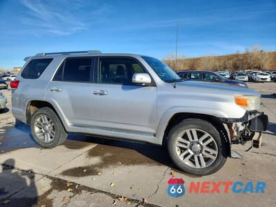 Czwarte zdjęcie samochodu z boku: 2012 TOYOTA 4RUNNER LIMITED VIN:JTEBU5JR7C5110196 - miniatura