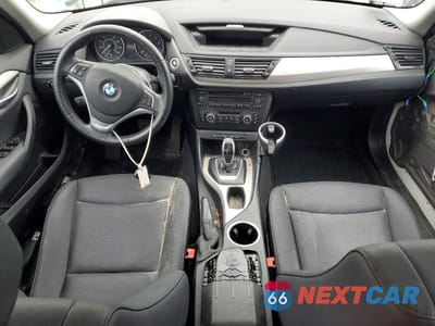 Zdjęcie 8 z 11 samochodu: 2015 BMW X1 XDRIVE28I VIN:WBAVL1C50FVY35132 - miniatura