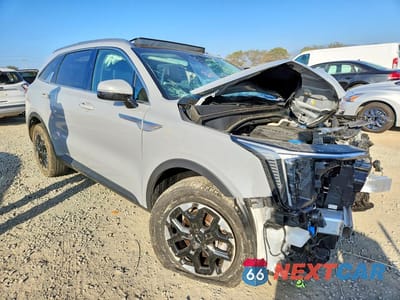 Czwarte zdjęcie samochodu z boku: 2025 KIA SORENTO VIN:5XYRL4JC9SG384999 - miniatura