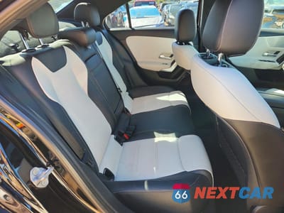 Zdjęcie 10 z 13 samochodu: 2019 MERCEDES-BENZ A 220 VIN:WDD3G4EB7KW013800 - miniatura