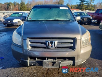 Piąte zdjęcie samochodu w środku: 2007 HONDA PILOT EXL VIN:5FNYF186X7B013964 - miniatura