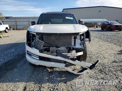 Piąte zdjęcie samochodu w środku: 2025 NISSAN ARMADA PLATINUM VIN:JN8AY3EB2S9101133 - miniatura