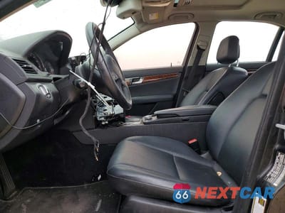 Zdjęcie 7 z 12 samochodu: 2009 MERCEDES-BENZ C 300 VIN:WDDGF54X99R052498 - miniatura