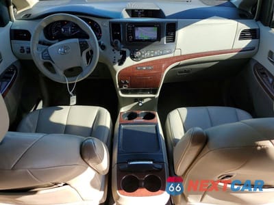 Zdjęcie 8 z 12 samochodu: 2013 TOYOTA SIENNA VIN:5TDDK3DC4DS056334 - miniatura