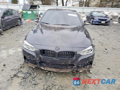 Piąte zdjęcie samochodu w środku: 2017 BMW 340 XI VIN:WBA8B7G34HNU37856 - miniatura