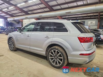 Drugie zdjęcie samochodu z przodu: 2019 AUDI Q7 PREMIUM PLUS VIN:WA1LAAF72KD039120 - miniatura